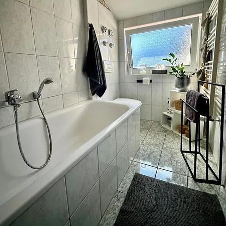 Im Sueden Der Stadt *